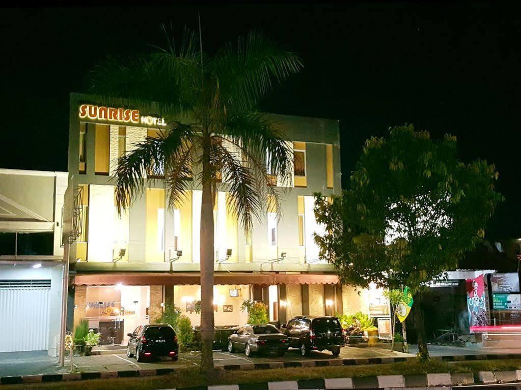 Kejayan Sunrise Hotel Jogja מראה חיצוני תמונה